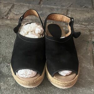 Toni Pons Women's Black Espadrilles